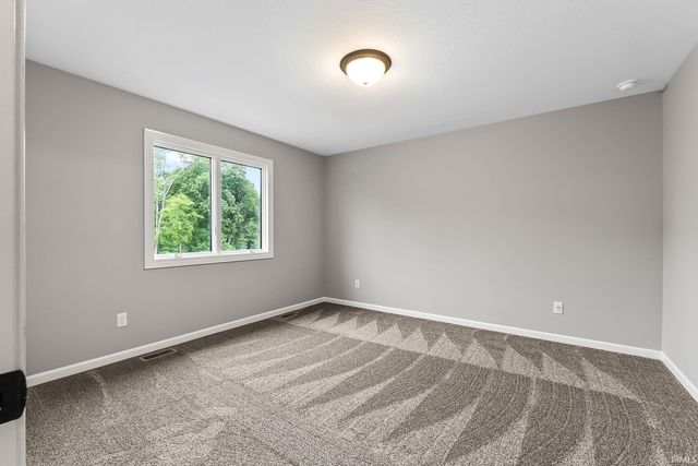 814 Lagonda Trail, Fort Wayne, IN 46818