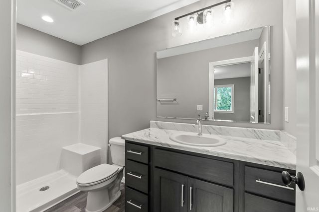 814 Lagonda Trail, Fort Wayne, IN 46818