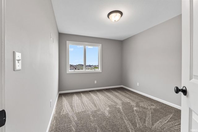 814 Lagonda Trail, Fort Wayne, IN 46818