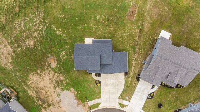 814 Lagonda Trail, Fort Wayne, IN 46818