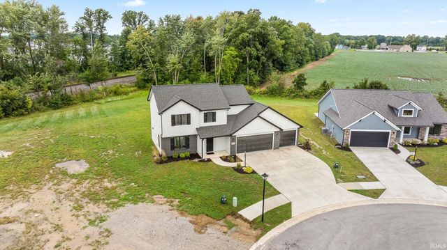 814 Lagonda Trail, Fort Wayne, IN 46818