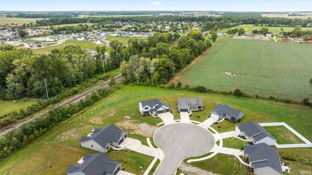 814 Lagonda Trail, Fort Wayne, IN 46818