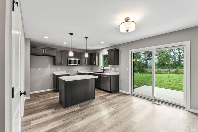 814 Lagonda Trail, Fort Wayne, IN 46818
