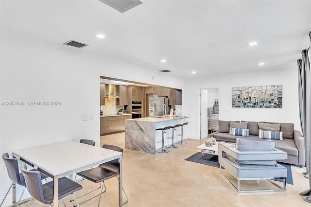 5602 S Travelers Palm Lane, Tamarac, FL 33319
