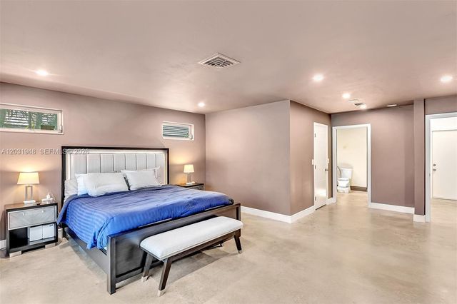 5602 S Travelers Palm Lane, Tamarac, FL 33319