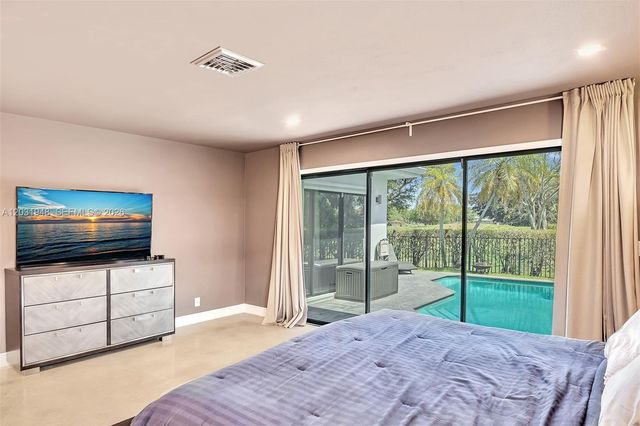 5602 S Travelers Palm Lane, Tamarac, FL 33319