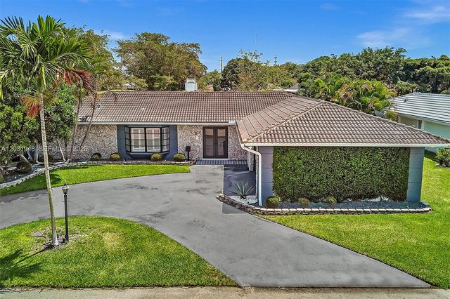 5602 S Travelers Palm Lane, Tamarac, FL 33319