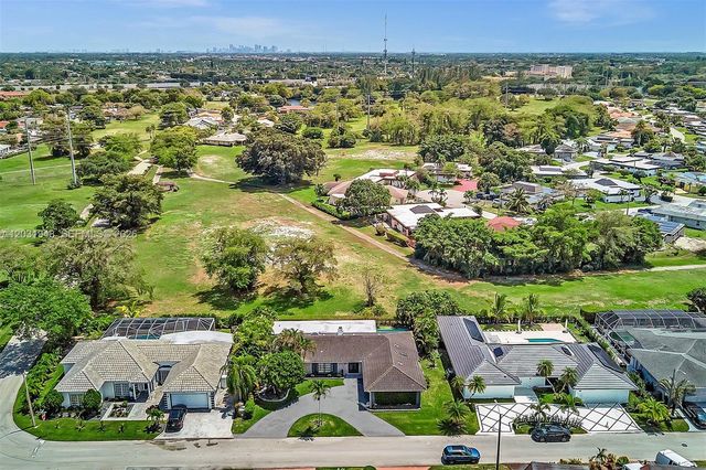 5602 S Travelers Palm Lane, Tamarac, FL 33319
