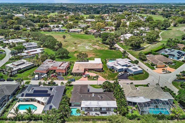 5602 S Travelers Palm Lane, Tamarac, FL 33319