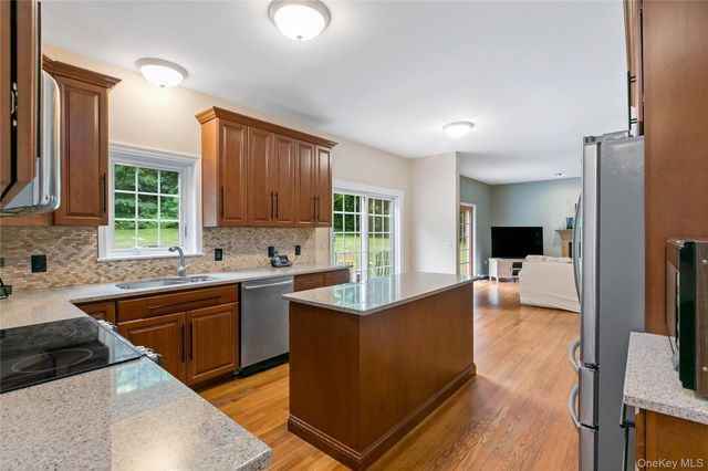 310 Avery Road, Garrison, NY 10524