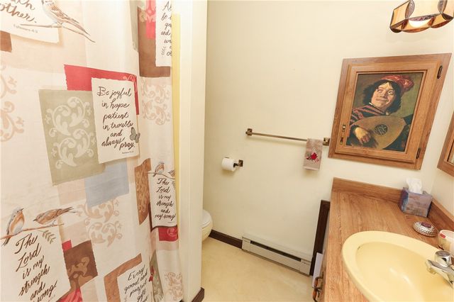 112 Alkim Dr, Centerville, PA 15417