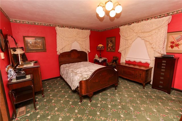 112 Alkim Dr, Centerville, PA 15417