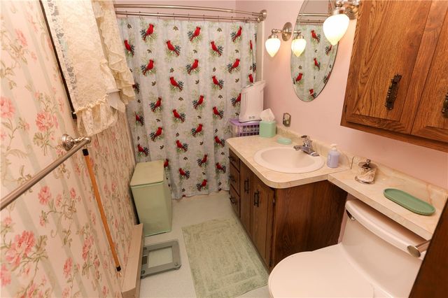 112 Alkim Dr, Centerville, PA 15417