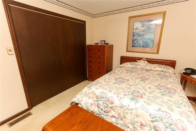 112 Alkim Dr, Centerville, PA 15417