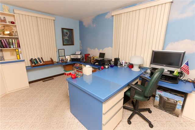 112 Alkim Dr, Centerville, PA 15417