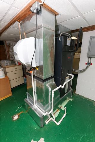 112 Alkim Dr, Centerville, PA 15417