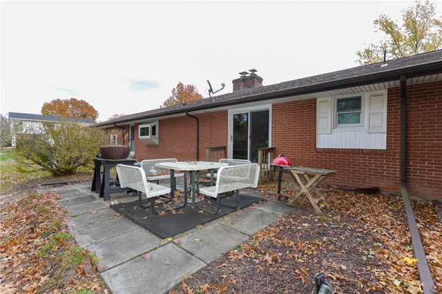 112 Alkim Dr, Centerville, PA 15417