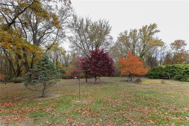 112 Alkim Dr, Centerville, PA 15417