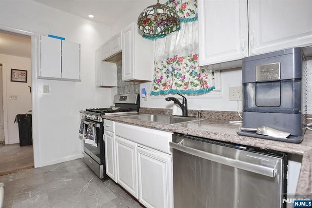 117 Delaware Avenue, Dumont, NJ 07628