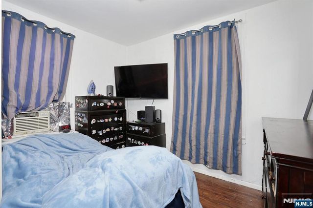 117 Delaware Avenue, Dumont, NJ 07628