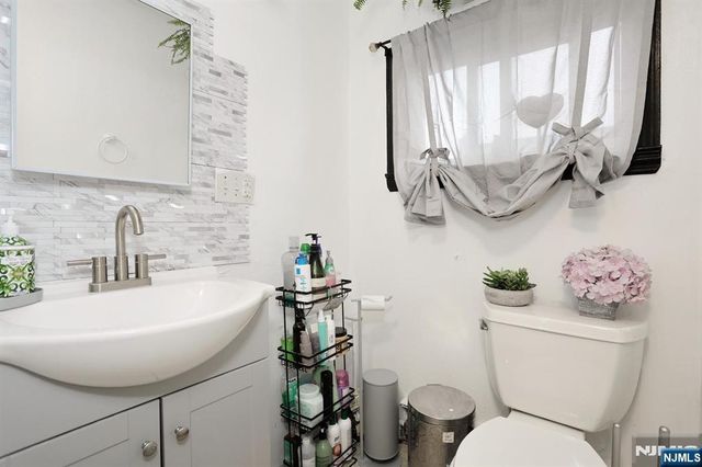 117 Delaware Avenue, Dumont, NJ 07628