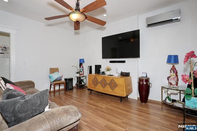 117 Delaware Avenue, Dumont, NJ 07628
