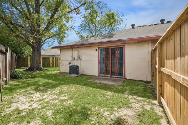 11018 Tobasa Court, Houston, TX 77086
