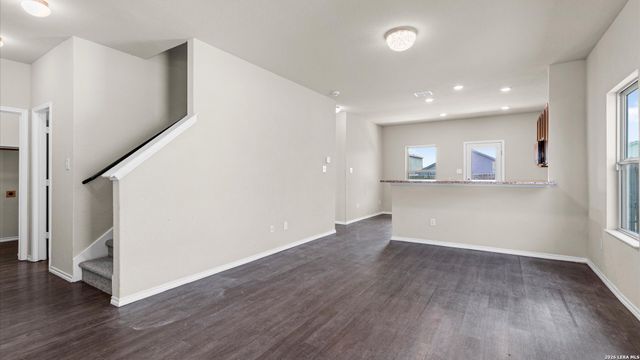 5915 POOLSIDE PARK, Converse, TX 78109