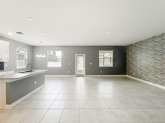 9226 CUT SHOT DRIVE, Winter Garden, FL 34787