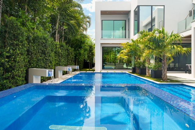 141 Cortez Road, West Palm Beach, FL 33405