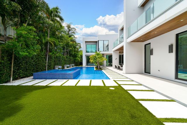 141 Cortez Road, West Palm Beach, FL 33405