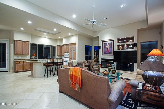 6248 E DUSTY COYOTE Circle, Scottsdale, AZ 85266