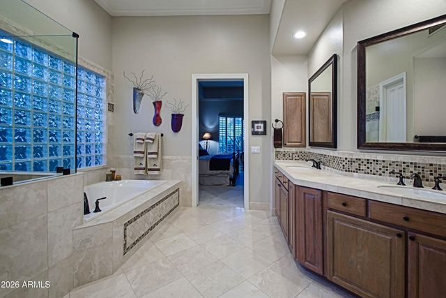 6248 E DUSTY COYOTE Circle, Scottsdale, AZ 85266