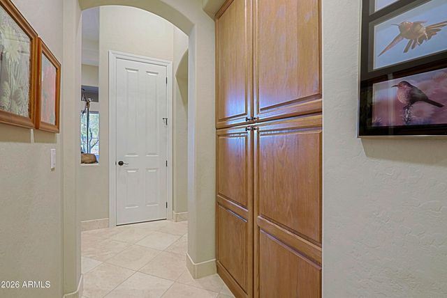 6248 E DUSTY COYOTE Circle, Scottsdale, AZ 85266