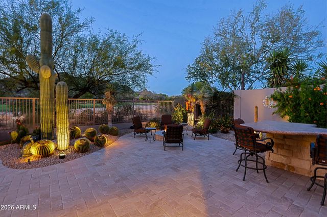 6248 E DUSTY COYOTE Circle, Scottsdale, AZ 85266