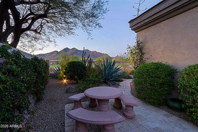 6248 E DUSTY COYOTE Circle, Scottsdale, AZ 85266