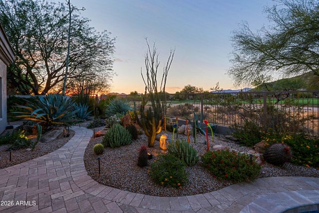 6248 E DUSTY COYOTE Circle, Scottsdale, AZ 85266