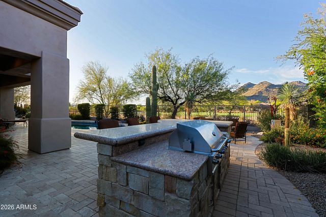 6248 E DUSTY COYOTE Circle, Scottsdale, AZ 85266