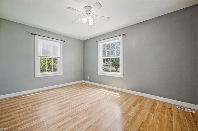 221 Cypress RD, Portsmouth, VA 23701