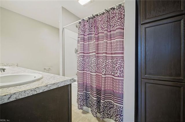 221 Cypress RD, Portsmouth, VA 23701