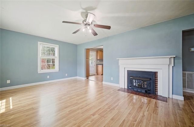 221 Cypress RD, Portsmouth, VA 23701