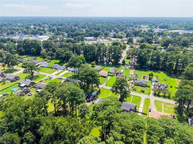 221 Cypress RD, Portsmouth, VA 23701