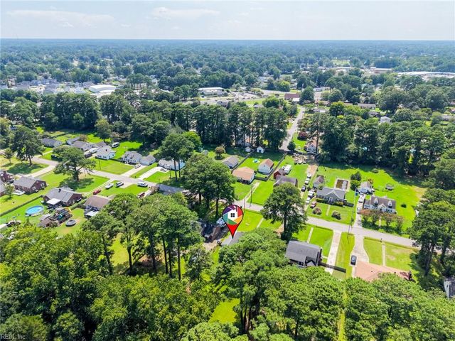 221 Cypress RD, Portsmouth, VA 23701