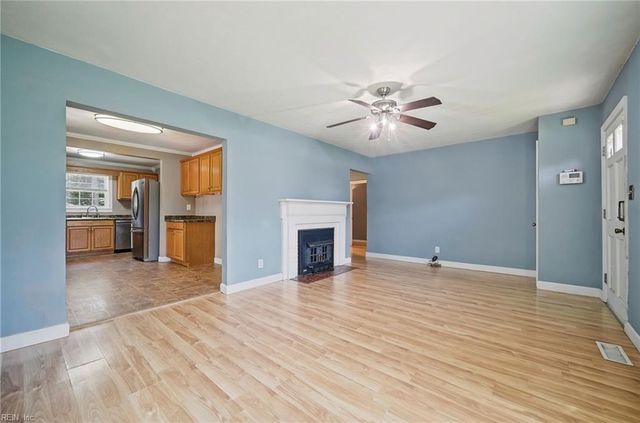 221 Cypress RD, Portsmouth, VA 23701