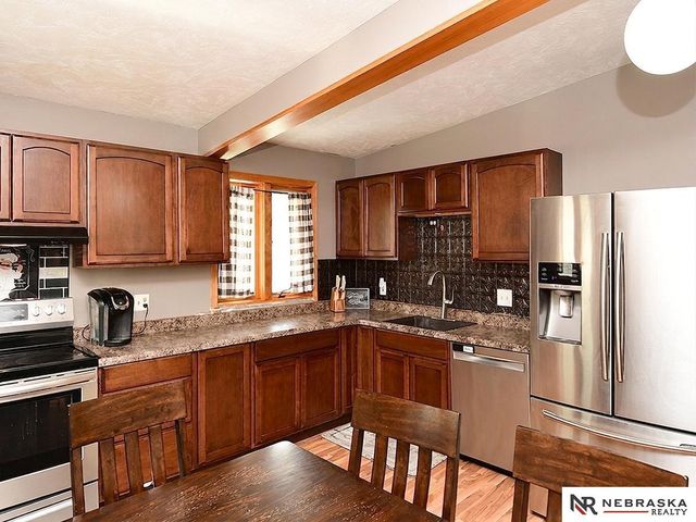 509 N 73 Street, Lincoln, NE 68505