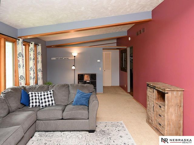 509 N 73 Street, Lincoln, NE 68505