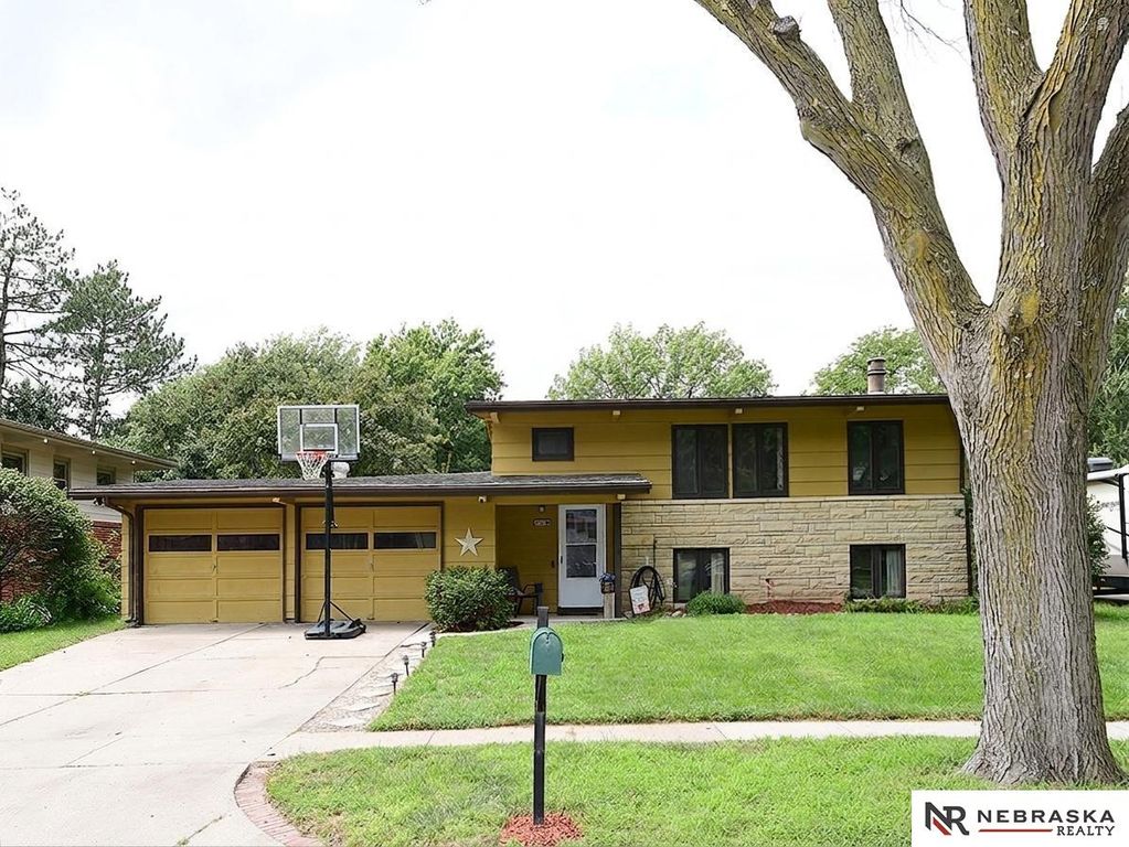 509 N 73 Street, Lincoln, NE 68505