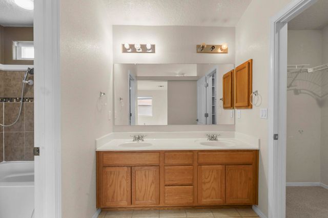 2532 Violeta Circle SE, Rio Rancho, NM 87124