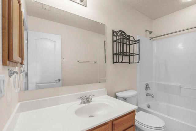 2532 Violeta Circle SE, Rio Rancho, NM 87124