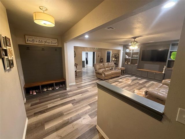 13603 E Lakeview Road, Glencoe, OK 74032